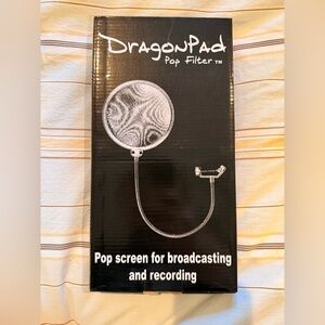 DragonPad USA Studio Mic Pop Filter - New In Box (NIB)